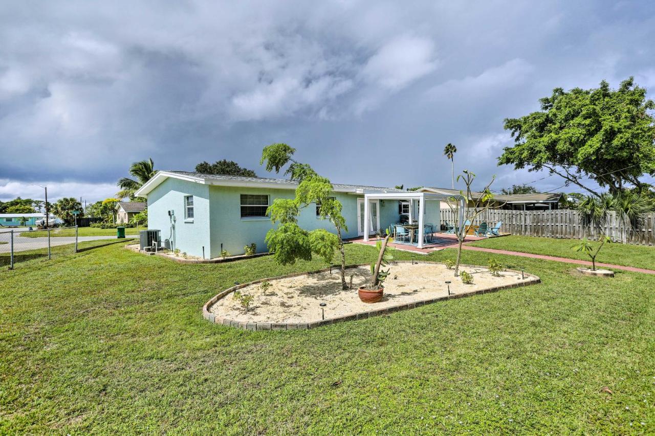 Merritt Island Home Fire Pit And Canal Access! Exterior foto